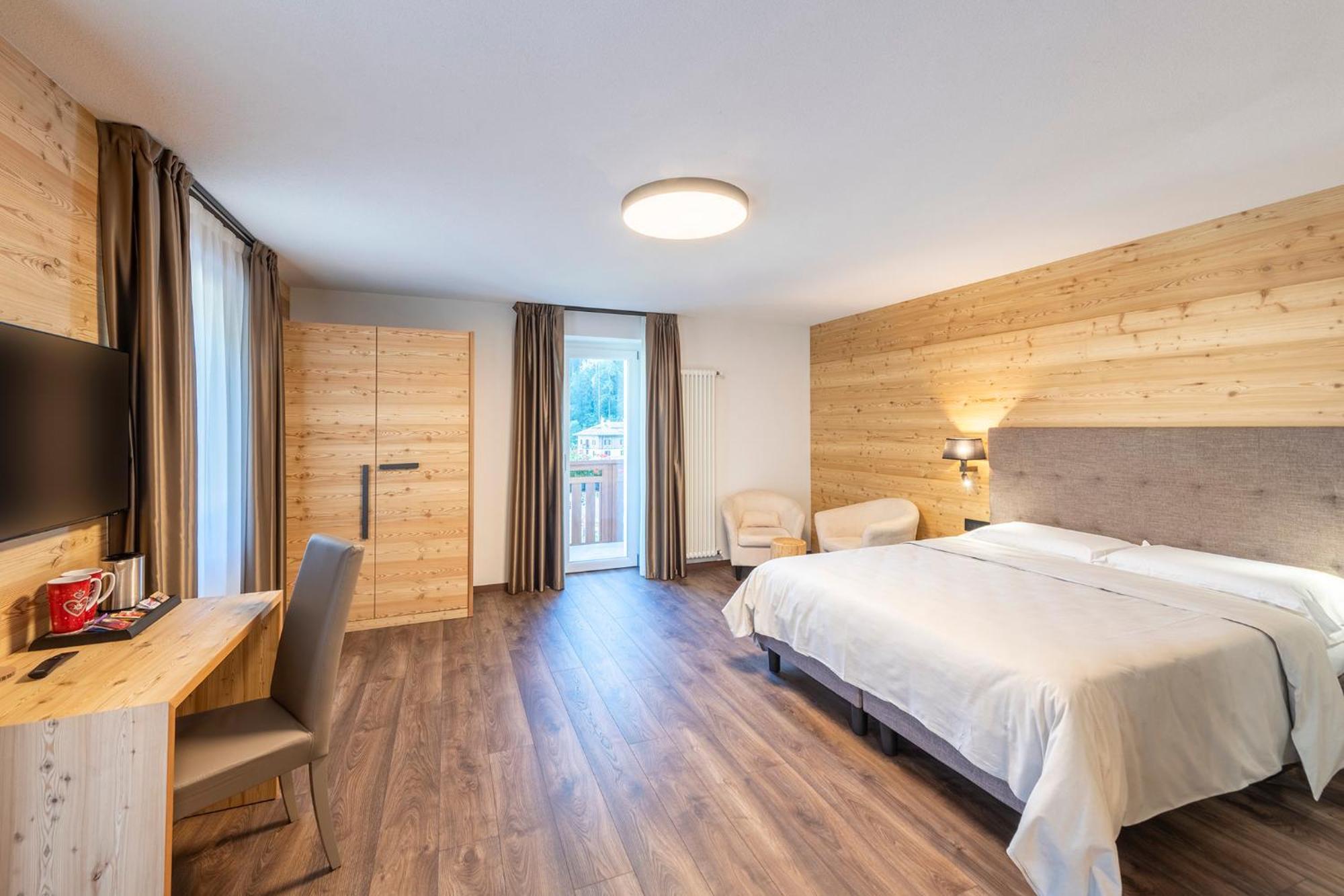 Hotel Alpino Wellness&Spa Peio Fonti Esterno foto