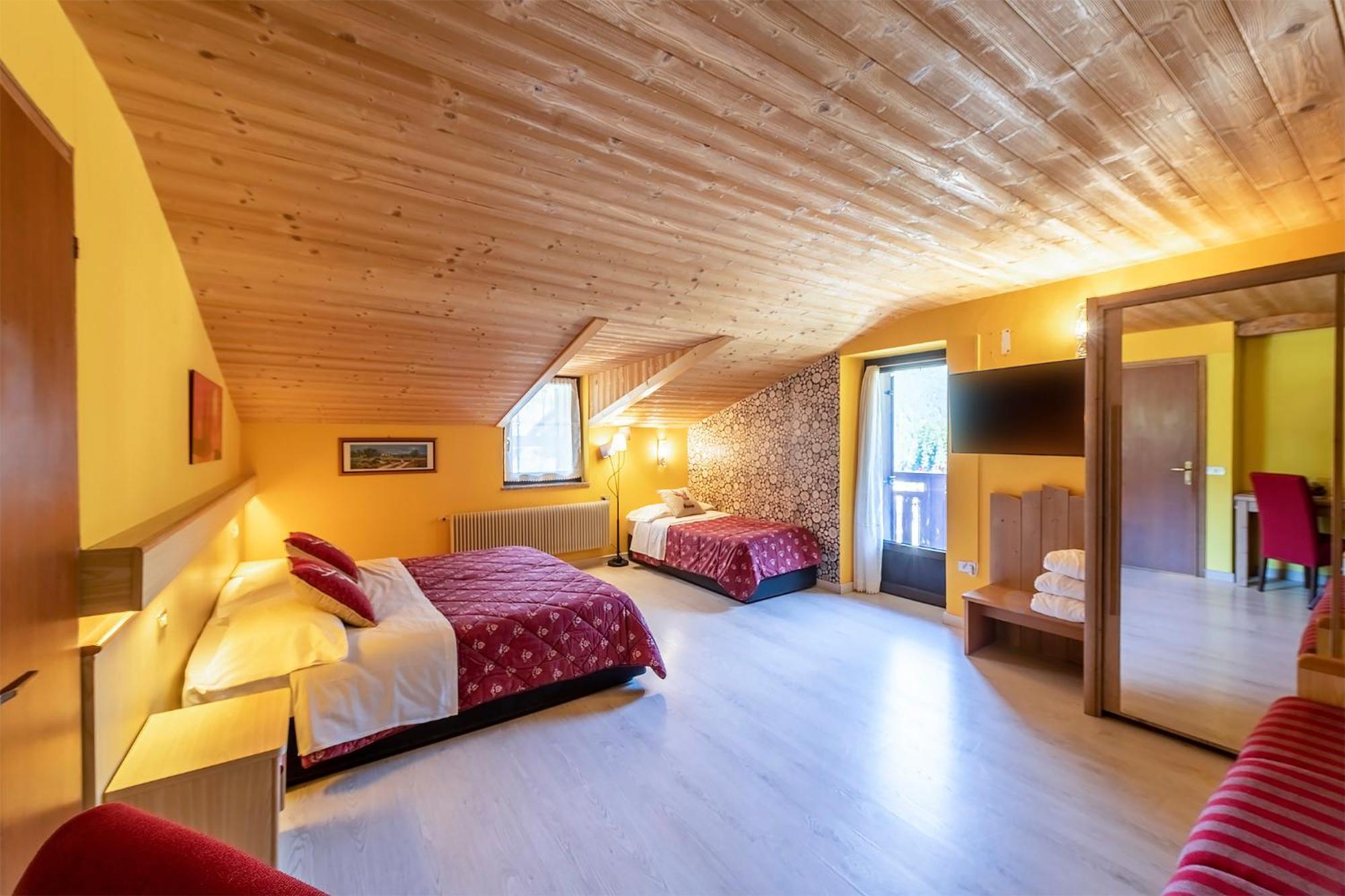 Hotel Alpino Wellness&Spa Peio Fonti Esterno foto