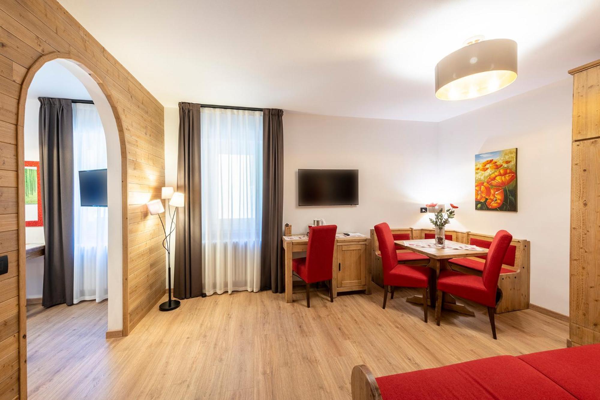 Hotel Alpino Wellness&Spa Peio Fonti Esterno foto