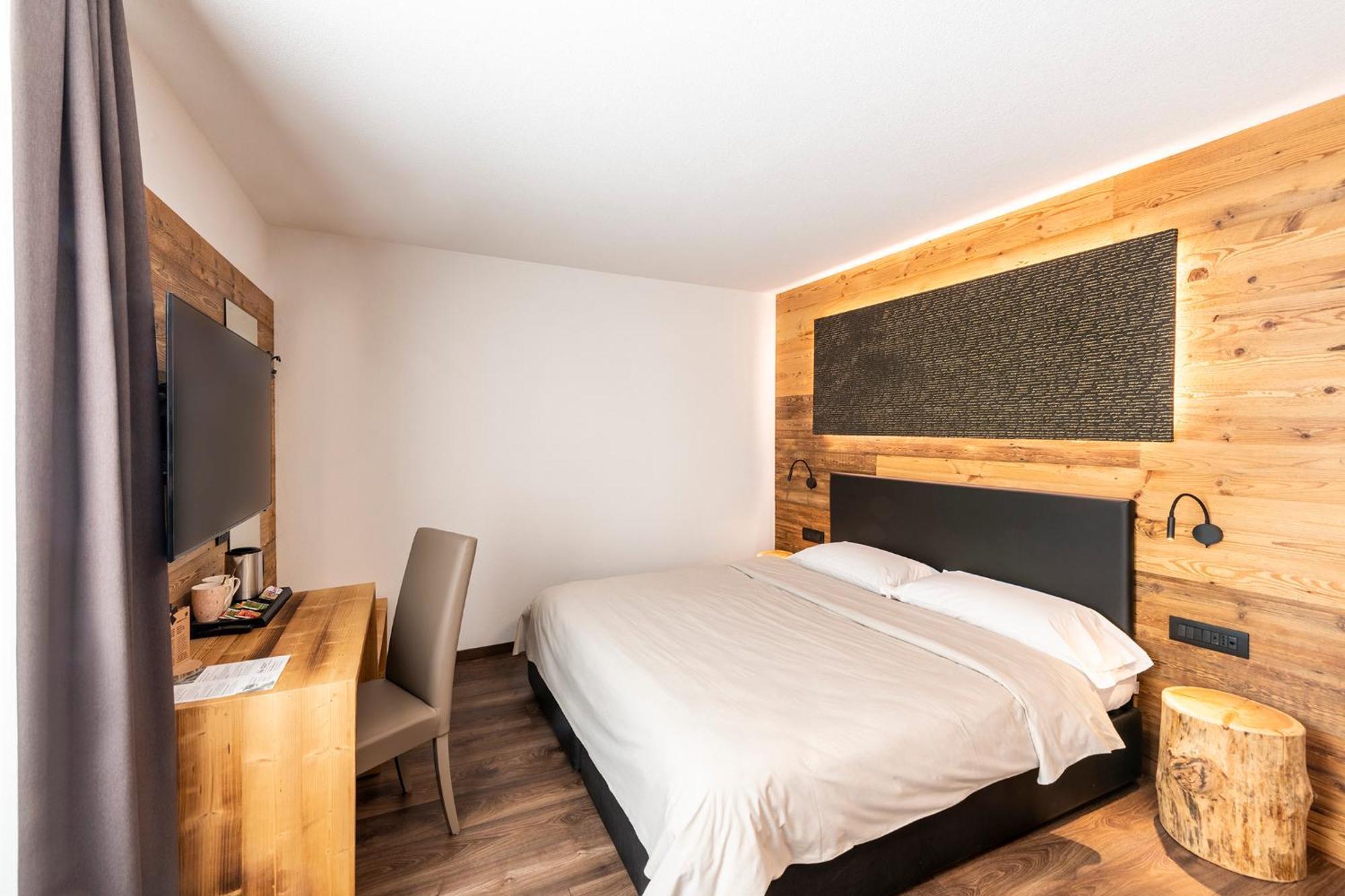 Hotel Alpino Wellness&Spa Peio Fonti Esterno foto