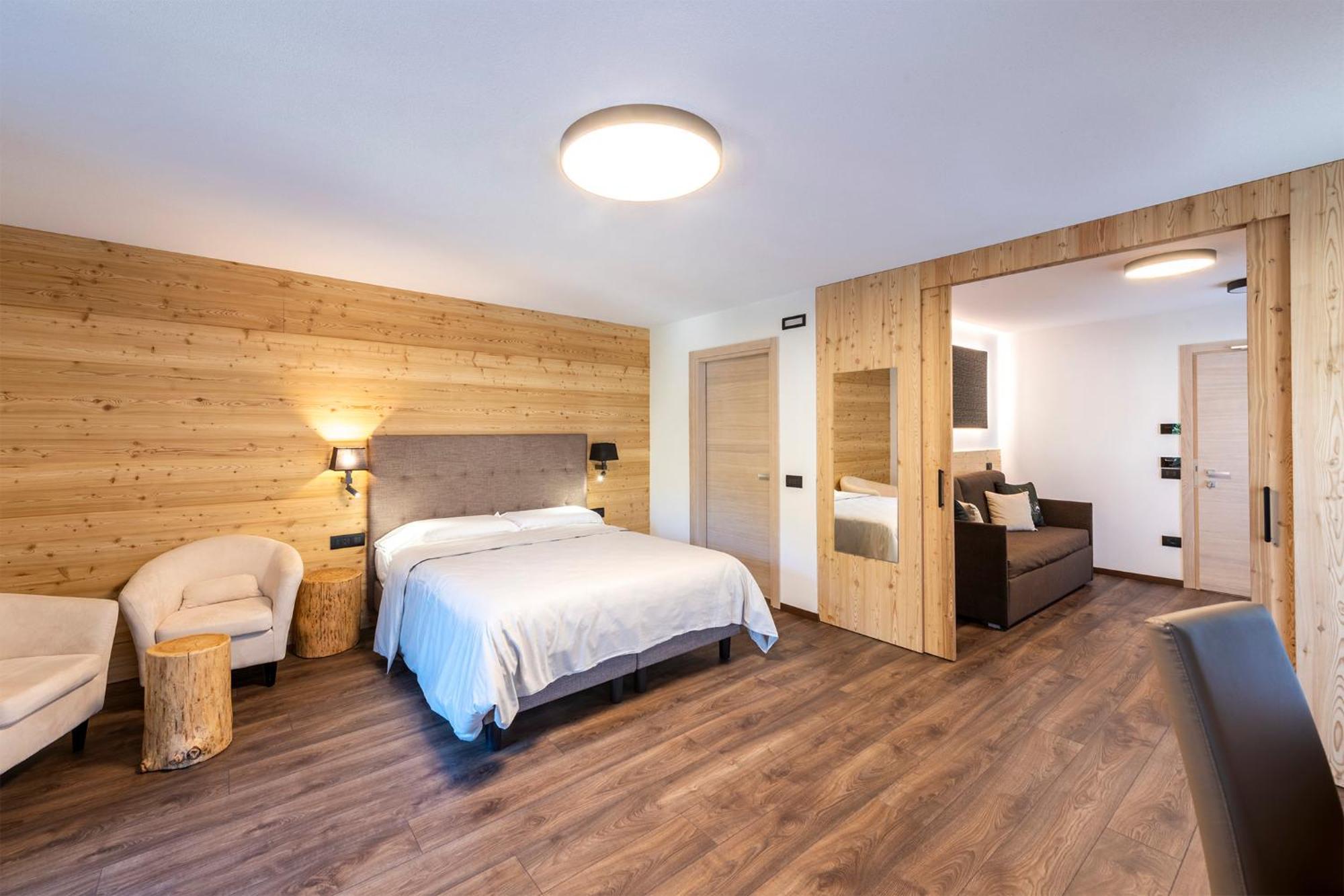 Hotel Alpino Wellness&Spa Peio Fonti Esterno foto